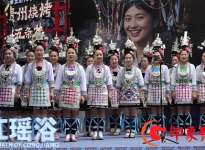 从江瑶浴“快闪”亮相贵阳 千年非遗点亮都市新消费